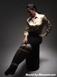 Caroline Pierce, Bondage Noir