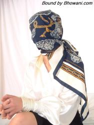 Leah, Leah's Gags 10