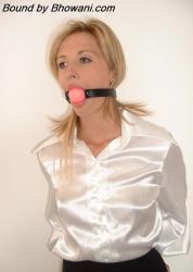 Leah, Midweek Bonus: Leah's Gags 8