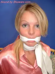 Our Gorgeous Girls, Friday Feature: Bondage in Neckscarves