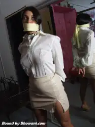 Sarah Wild, Sarah's Standing Debut 3