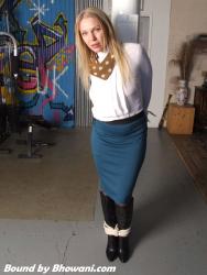 Photo of Abigail Toyne in bondage.