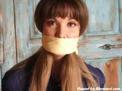Photo of LilMissyUK in bondage.
