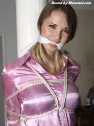 Photo of LilMissyUK in bondage.